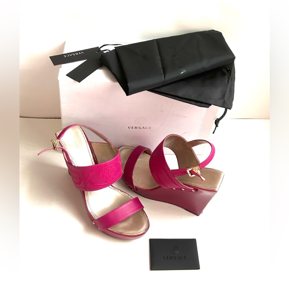 Versace Sandals - Picture 10 of 10